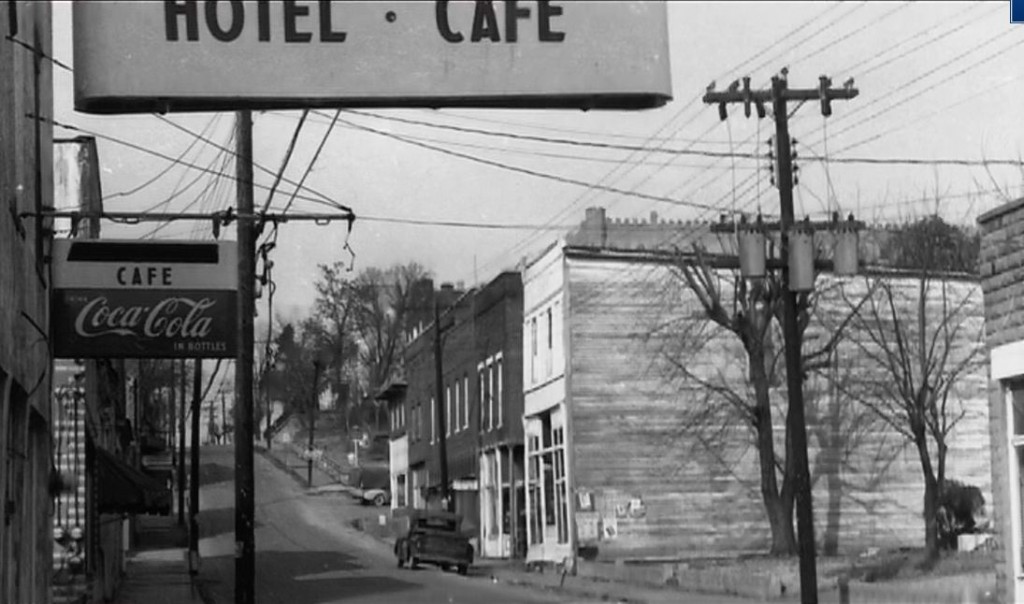 Two towns long gone - Old Eddyville cafe
