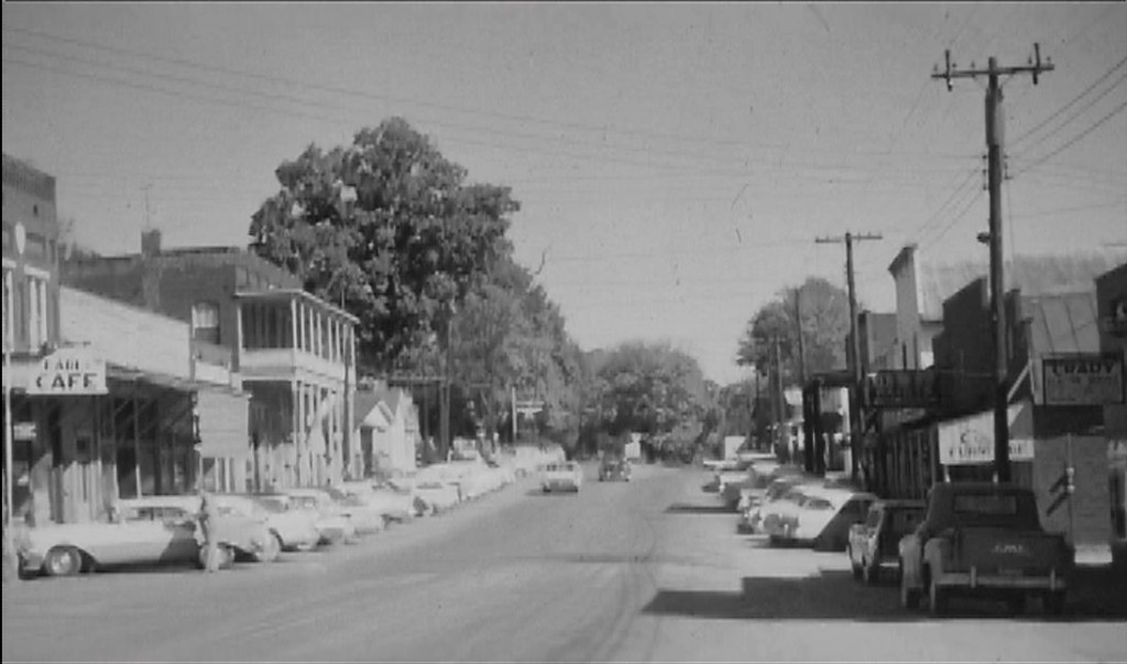 Two towns long gone - Old Kuttawa both sides of street